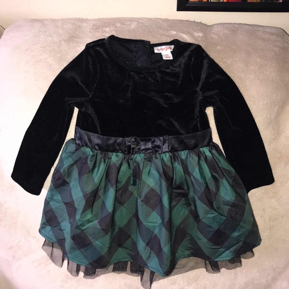 Cat & Jack 18M green and black dress 💕
